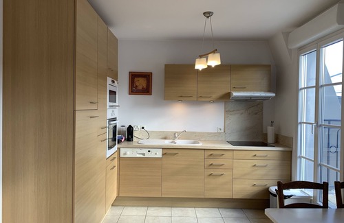 Saint-Cyr-l'Ecole Apartamento | Furnished, 2 rooms, terrace, near Versailles, ideal for executive on assignment