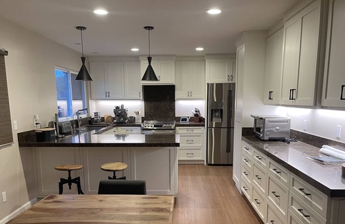 Capitola Casa | Furnished 3b/3b Capitola - 5 min walk to beach