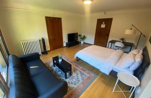 Lower Queen Anne Apartamento | Furnished Apartments - Climate Pledge Arena Next Door