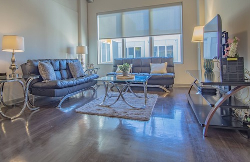SoNo Apartamento | Furnished Apt near Fox Theatre