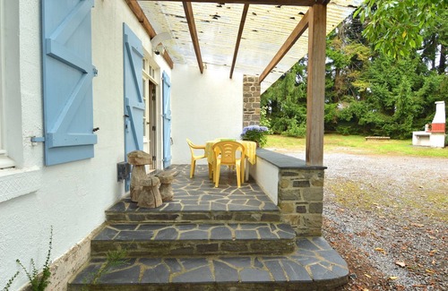 Oizy Casa | Acogedora casa de vacaciones en Monceau-en-Ardenne con jardín cercado