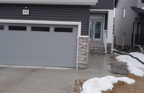 Oakbank Casa | Furnished basement with seperate entrance ,living room,washroom and kitchenette