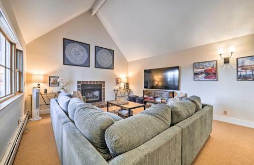 Truckee Casa | Furnished Deck Cabin on Northstar Shuttle Route!