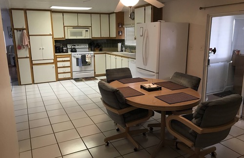 Yuma Casa | Amueblado Doble Ancho en Yuma Central