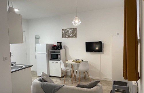 Rochefort Apartamento | Furnished ground-floor studio very close to the spa (no. 37)