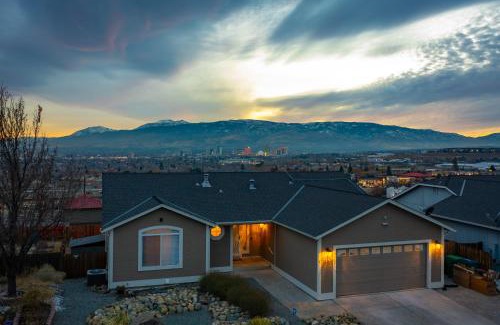 Northeast Reno Apartamento | Furnished Home Away From Home