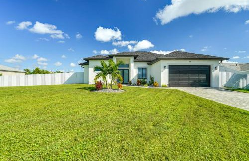 Diplomat Casa | Furnished Lanai and Private Pool Cape Coral Home