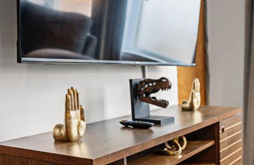 South End Apartamento | Furnished Loft Style Apartment in Southend