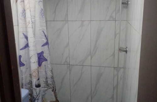 Castilla Apartamento | habitacion amoblada con wifi de 120 mega cama doble con colchon semiortopedico