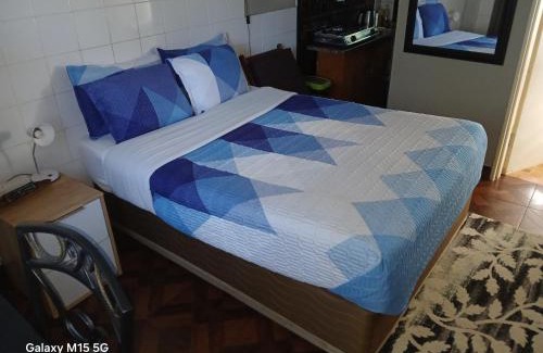 Lusaka Cama Y Desayuno | Furnished self-catering guest wing