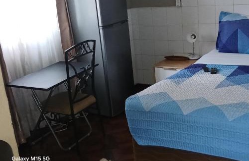 Lusaka Cama Y Desayuno | Furnished self-catering guest wing