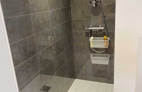 Corcoue-sur-Logne Apartamento | Furnished studio apartment sleeps 4 in a quiet location.