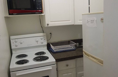 Church and Wellesley Apartamento | Furnished Studio Apartment in Downtown Toronto