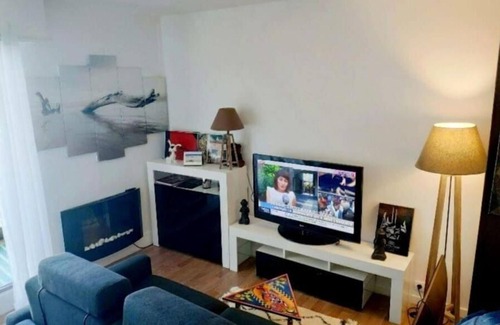 Joinville-le-Pont Apartamento | Furnished studio panoramis Eiffel Tower view