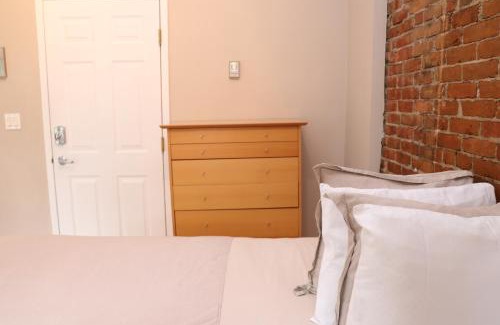 Columbus Apartamento | Furnished Studio in the South End #4