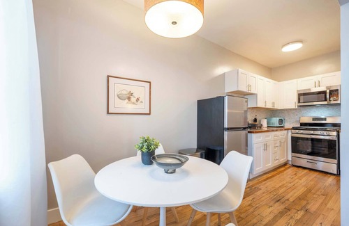 East Hollywood Apartamento | Furnished Studio in Silver Lake
