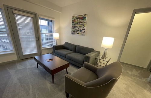 Westerville Apartamento | Furnished SUITES in Dublin!!!!! Yes, D-U-B-L-I-N! We are HQ in Westerville!!!!