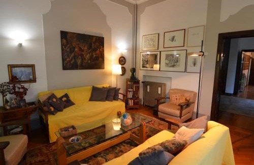 Faenza Casa | furry frinds with family home