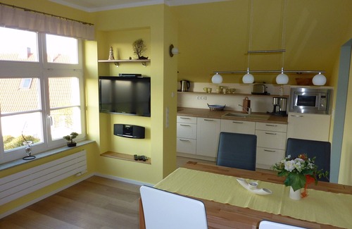 Saal Apartamento | FW cerca de Fuhlendorf al sur de la costa de Bodden. 70m² para 4 personas ubicación idílica en el bosque