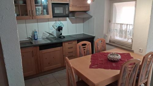 Deisenhausen Apartamento | Gäste suite in der Nähe von Krumbach