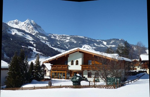 Dorfgastein Apartamento | Gästehaus ALPINA