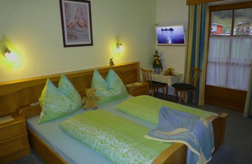 Dorfgastein Apartamento | Gästehaus ALPINA