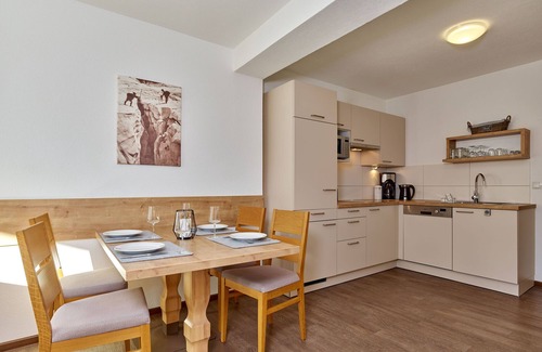 Soelden Apartamento | Gästehaus Bergkristall