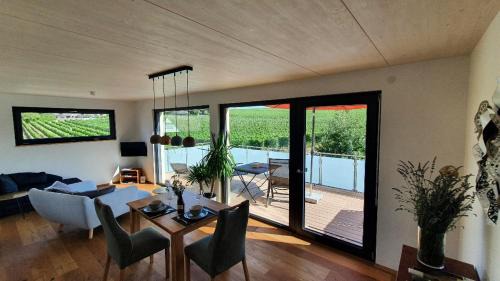Bischoffingen Apartamento | Gästehaus Casa Luna - Paradiesische Ferienwohnungen am Kaiserstuhl!