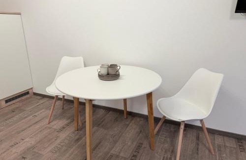 Moosinning Apartamento | Gästehaus DAS BLEICHBACH Ferienwohnungen & Apartments
