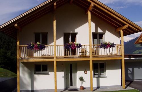 Tschagguns Apartamento | Gästehaus Hausberger