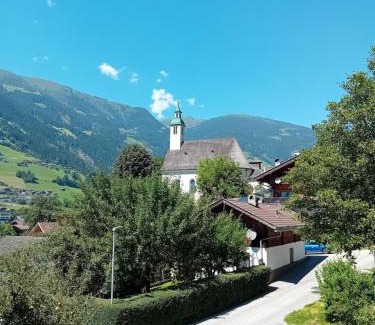 Ramsau im Zillertal Apartamento | Gästehaus Müllauer