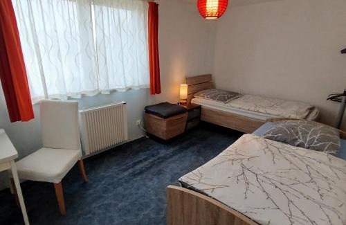 Oberhavel Casa | Gästehaus mit 3 separaten Schlafbereichen, Terrasse und Carport