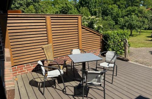 Dickel Apartamento | Gästehaus Peerhus Dönsel - jung lüüd