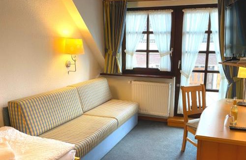 Toenisvorst Hotel | Gästehaus Tönisvorst