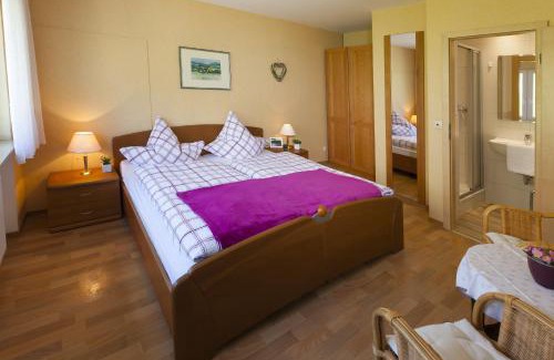 Enkirch Cama Y Desayuno | Gästehaus Ute