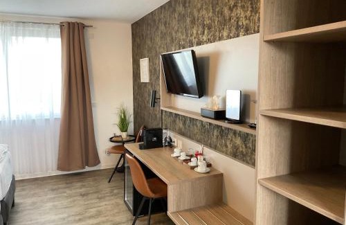 Estenfeld Casa | Gästehaus Würzburg 24h