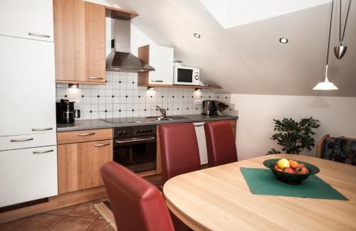 Hollenzen Hotel | Gästehaus Wiesengrund & Apart Sporer