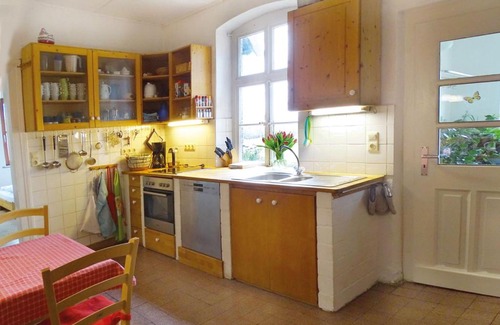 Brockum Apartamento | Gästehof Brockum, altes Bauernhaus, großer Garten