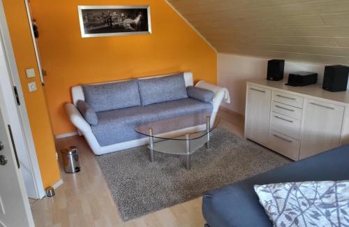 Ziltendorf Casa | Gästezimmer im bewohnten EFH mit Pool und Garten