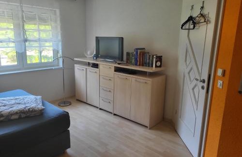 Ziltendorf Casa | Gästezimmer im bewohnten EFH mit Pool und Garten