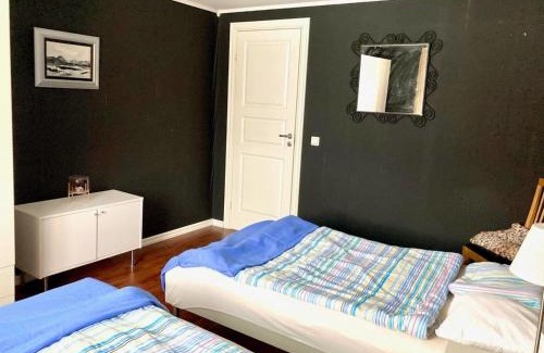 Eksharad Apartamento | Gästezimmer in Yggenäs