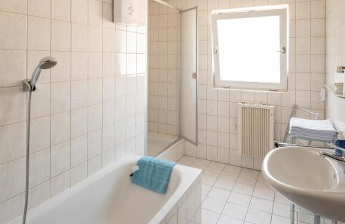 Kottenheim Casa | Gästezimmer Strauß