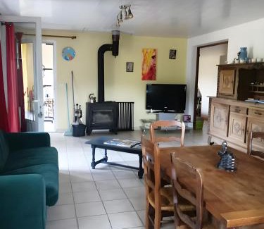 Bourdeaux Apartamento | Gîte À La Campagne