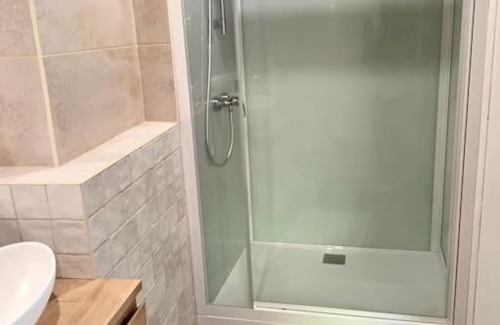 Crespin Casa | Gîte 'à la campagne' met gedeeld zwembad.