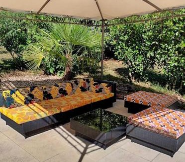 Crespin Casa | Gîte 'à la campagne' met gedeeld zwembad.