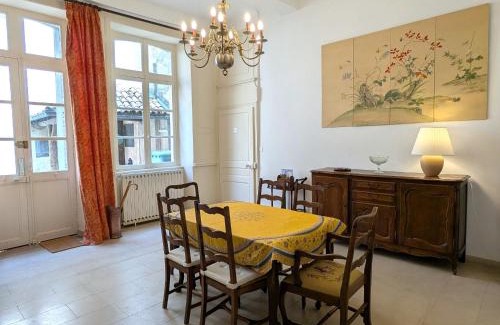 Euvezin Casa | Gîte élégant au Château d'Euvezin avec jardin et parking privatif - FR-1-584-383