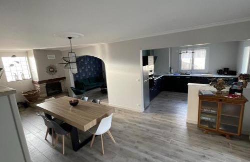 Onzain Casa | Gîte élégant avec grand jardin privé, idéalement situé près des châteaux et activités, tout inclus - FR-1-491-358
