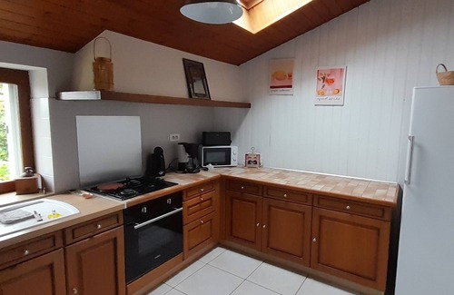 Le Poire-sur-Vie Casa | Gîte Ô Pré'Vert. Gite for up to 15 people.