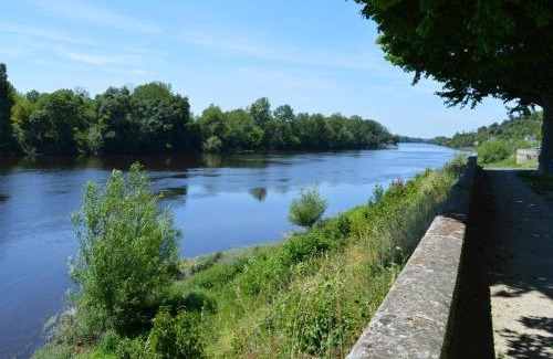 Chinon Casa | Gîte 2 pers. avec terrasse, WIFI, proche des châteaux - FR-1-381-508