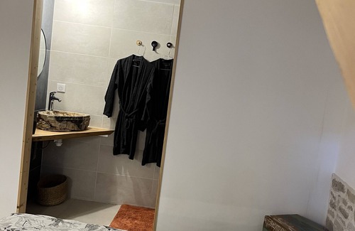 Villemagne-l'Argentiere Cama Y Desayuno | Gîte 3 Places Avec Jacuzzi et Piscine
